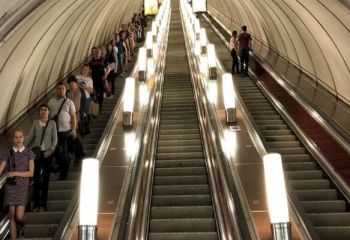 傲群為俄羅斯圣彼得堡地鐵供應(yīng)安全毛刷及配套產(chǎn)品 傲群為俄羅斯圣彼得堡地鐵供應(yīng)安全毛刷及配套產(chǎn)品