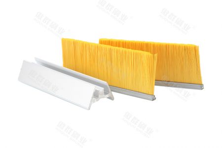 從車間到家門:密封毛刷的 5 個(gè) “隱身” 應(yīng)用場(chǎng)景 從車間到家門:密封毛刷的 5 個(gè) “隱身” 應(yīng)用場(chǎng)景